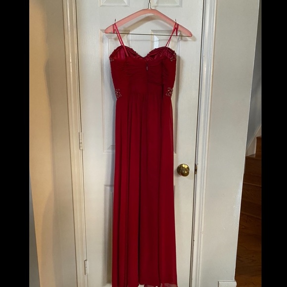 Formal Dress - Picture 3 of 3